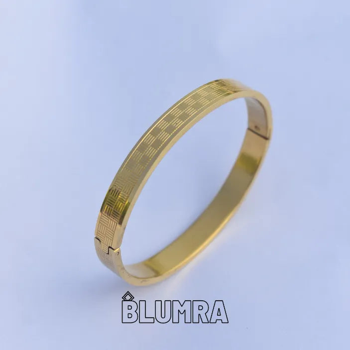 Zig Zag Line Bracelet For Men (7 inch)